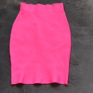 Pencil skirt (high waisted)